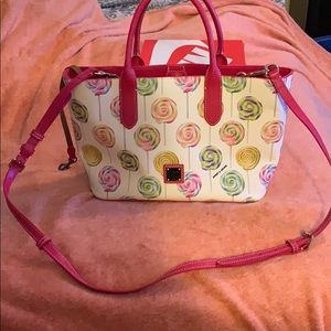 Dooney & Bourke shoulder Bag